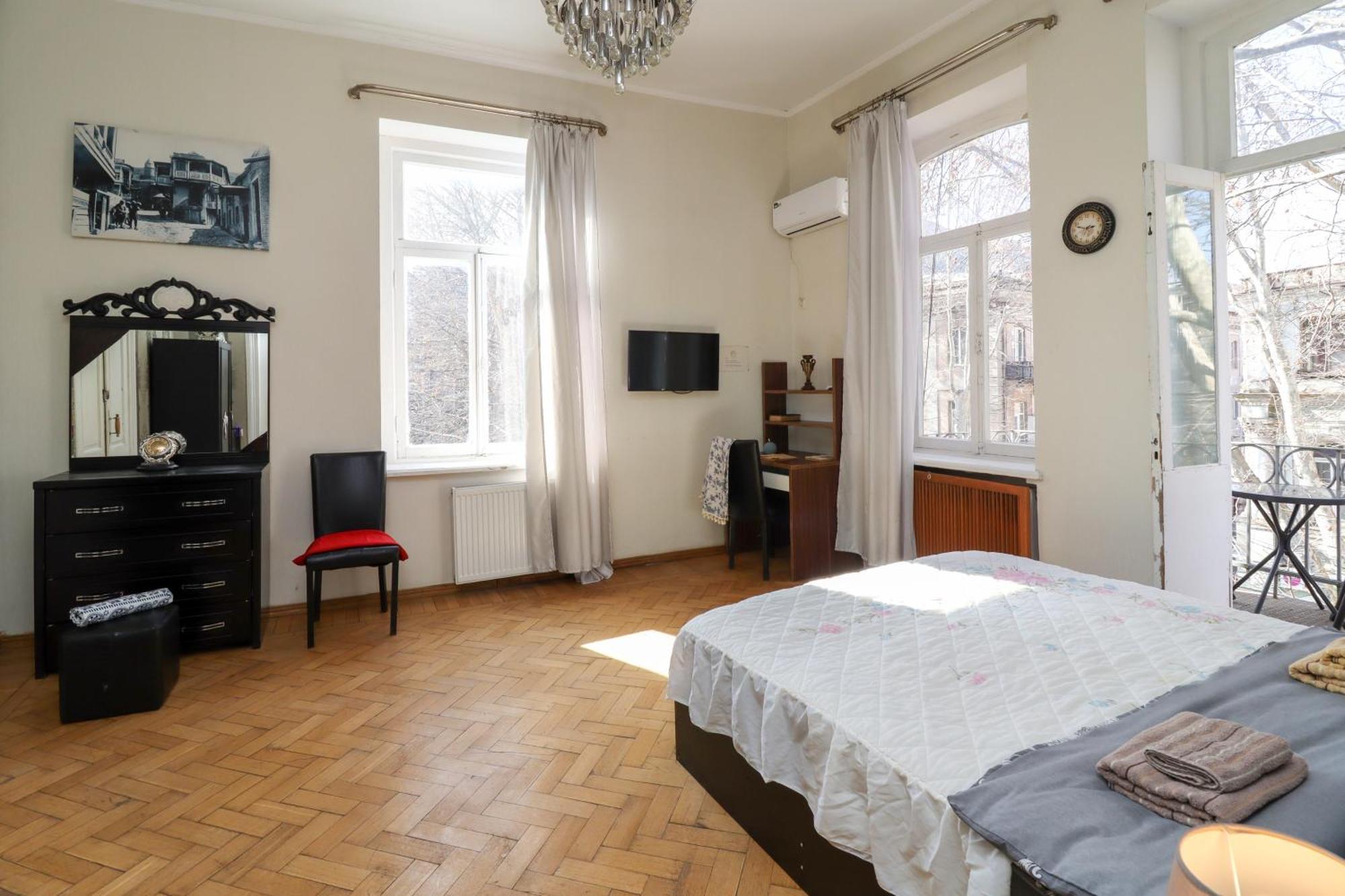 Leon Rooms Tbilissi Extérieur photo