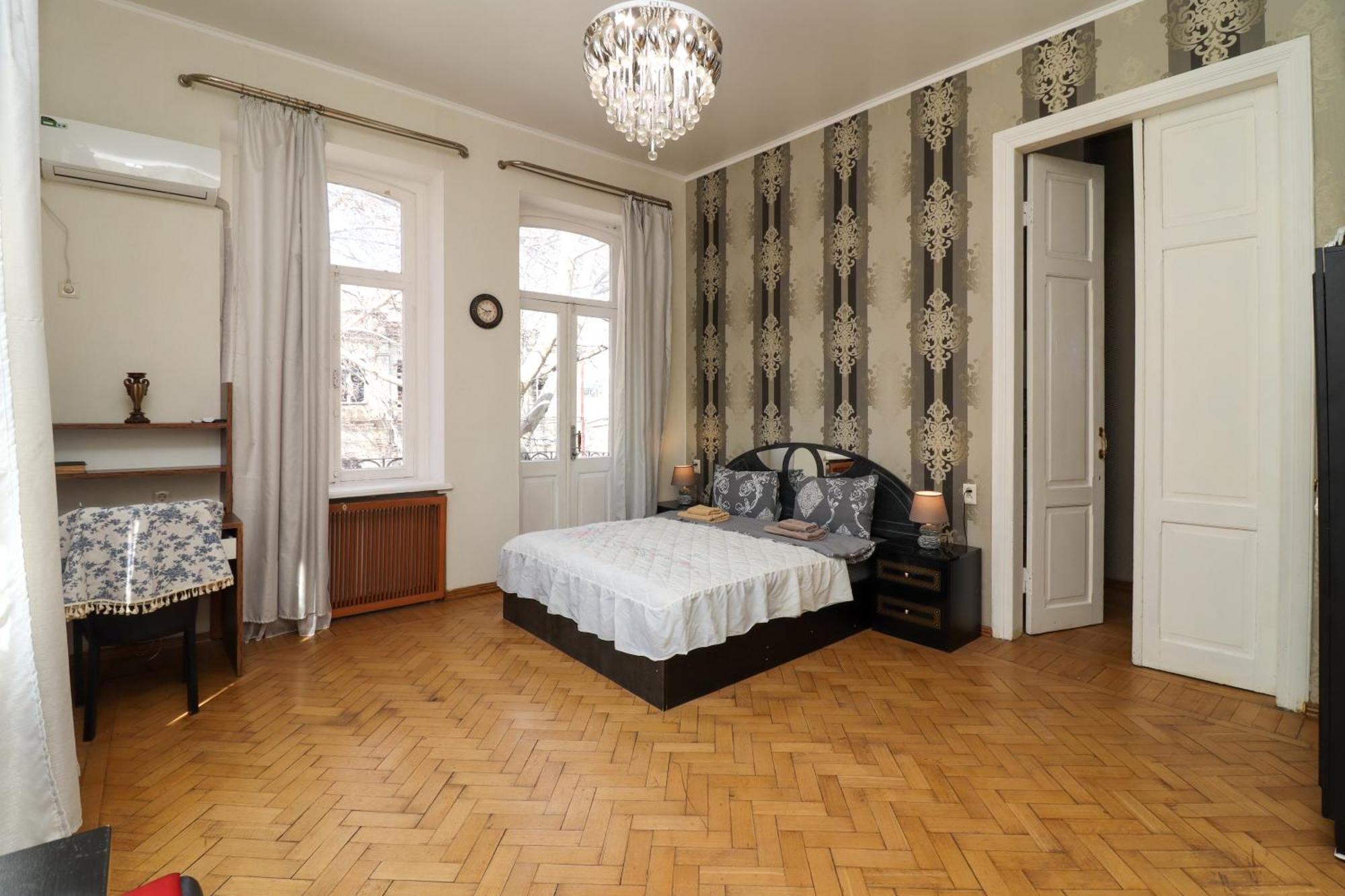 Leon Rooms Tbilissi Extérieur photo